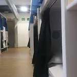 R4hostel Pensión *